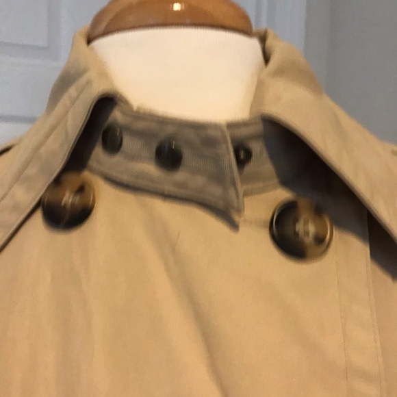 Trench Coat - Picture 5 of 10